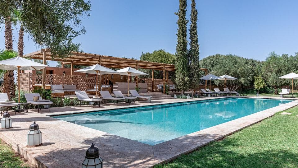 Villa avec piscine et pergola en bois, Marrakech